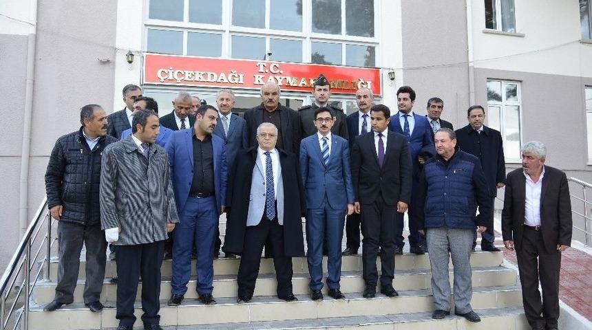 Vali Şentürk, Çiçekdağı İlçesini Ziyaret Etti