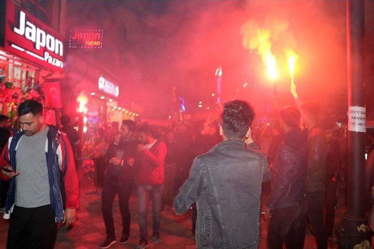 Ağrı’da Binlerce Galatasaraylı Şampiyonluğu Kutladı G1