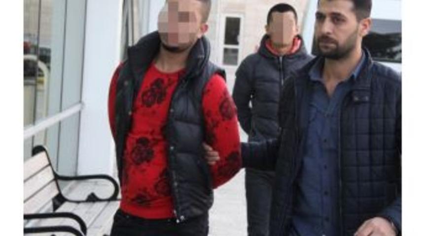 T&uuml;fekle Yaralama Ş&uuml;phelileri Yakalandı