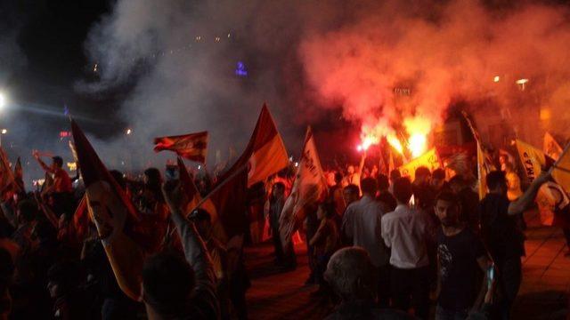 Galatasaray’ın Şampiyonluğu Kayseri’de De Coşkuyla Kutlandı