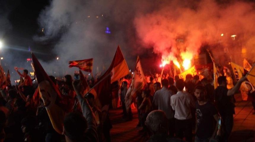 Galatasaray&rsquo;ın Şampiyonluğu Kayseri&rsquo;de De Coşkuyla Kutlandı