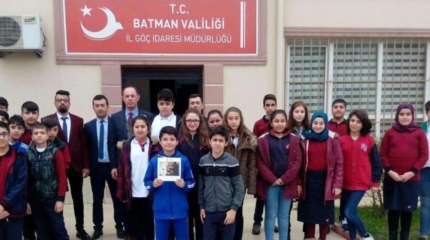 Batmanlı &Ouml;ğrenciler G&ouml;&ccedil; İdaresini Ziyaret Etti