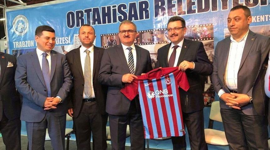 Ortahisar&rsquo;ın Projeleri Antalya&rsquo;da G&ouml;r&uuml;c&uuml;ye &Ccedil;ıktı