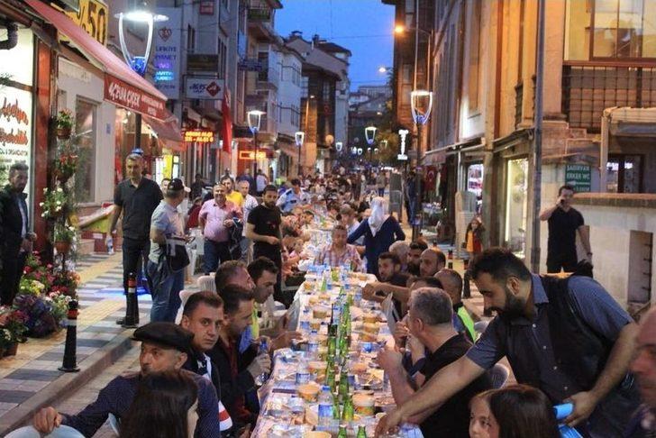 Bartın Esnafı Halkla İftarda Buluştu G1