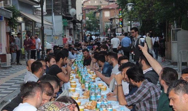 Bartın Esnafı Halkla İftarda Buluştu G5