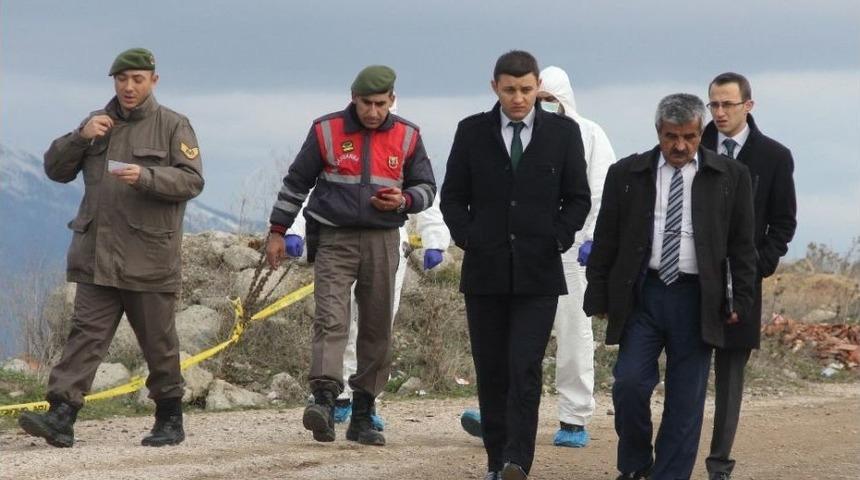 Ge&ccedil;ersiz Paralar İ&ccedil;in Arkadaşlarını &Ouml;ld&uuml;r&uuml;p Ormana Atmışlar