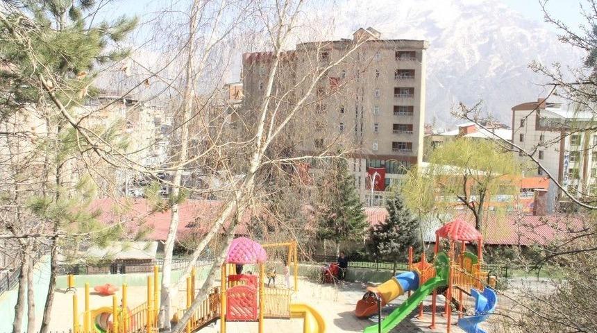 Valilik Parkı Bahar Onarımı