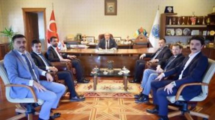 &Ccedil;atalzeytinliler Derneği&rsquo;nden Arslan&rsquo;ı Ziyaret