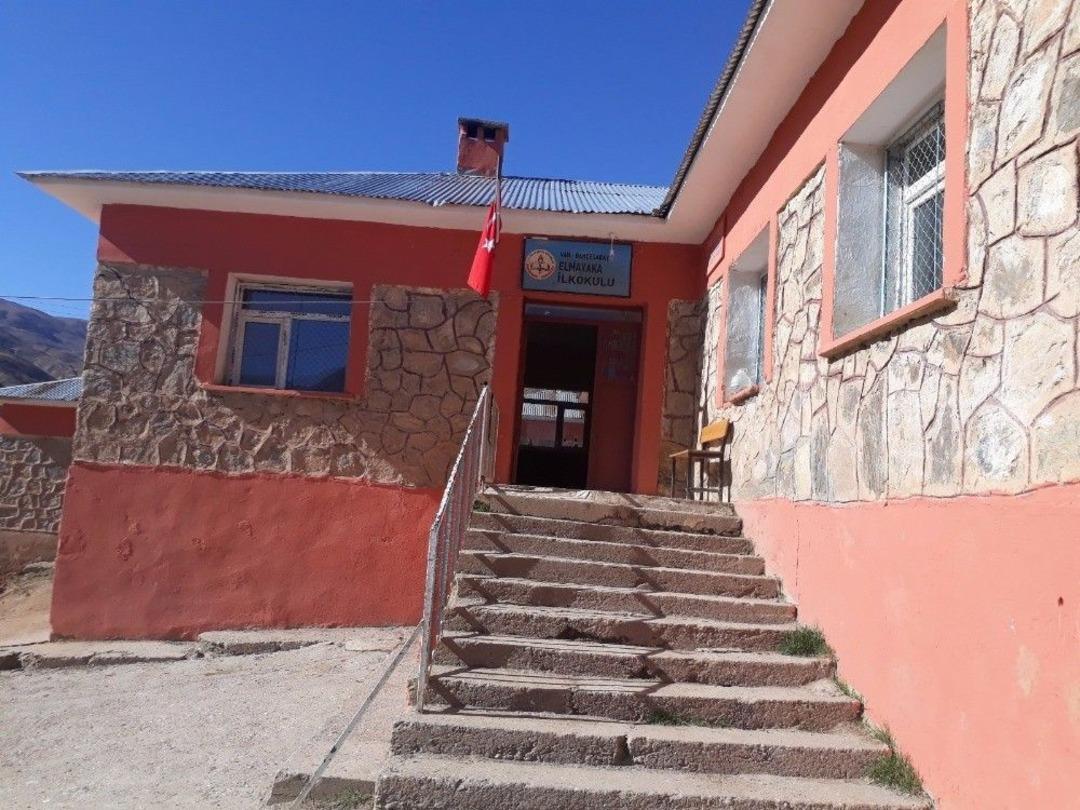 Bah&ccedil;esaray&rsquo;da Eğitim Yatırımları