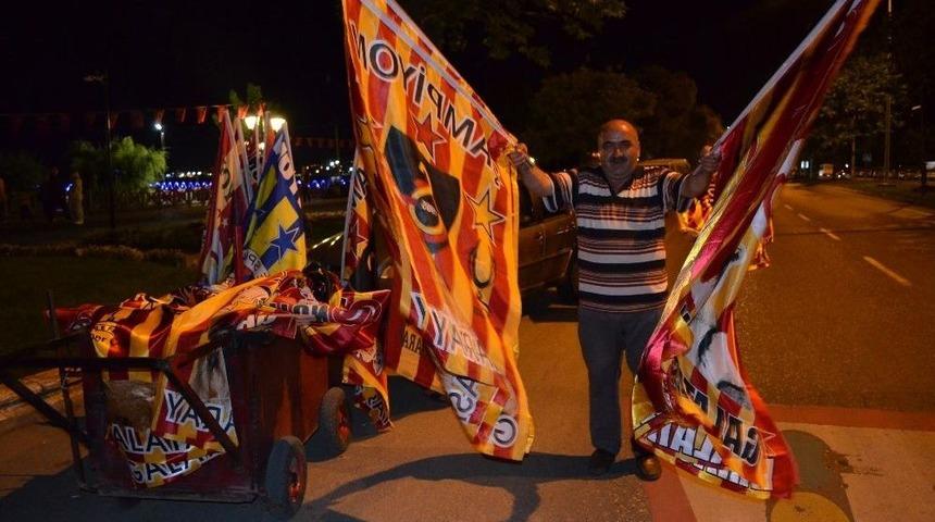 Şampiyonluğa En &Ccedil;ok Onlar Sevindi