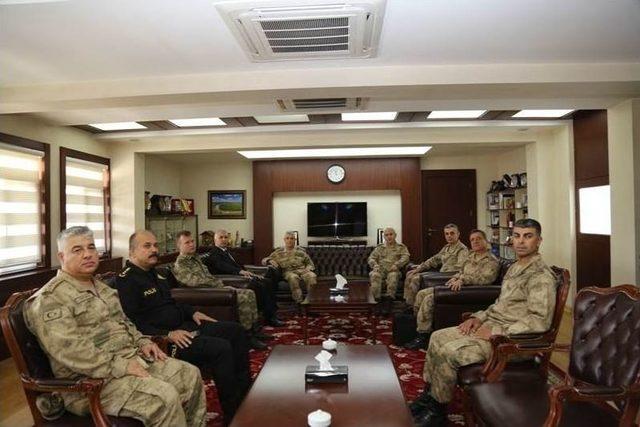 Jandarma Genel Komutanı Orgeneral Arif Çetin Muş’ta