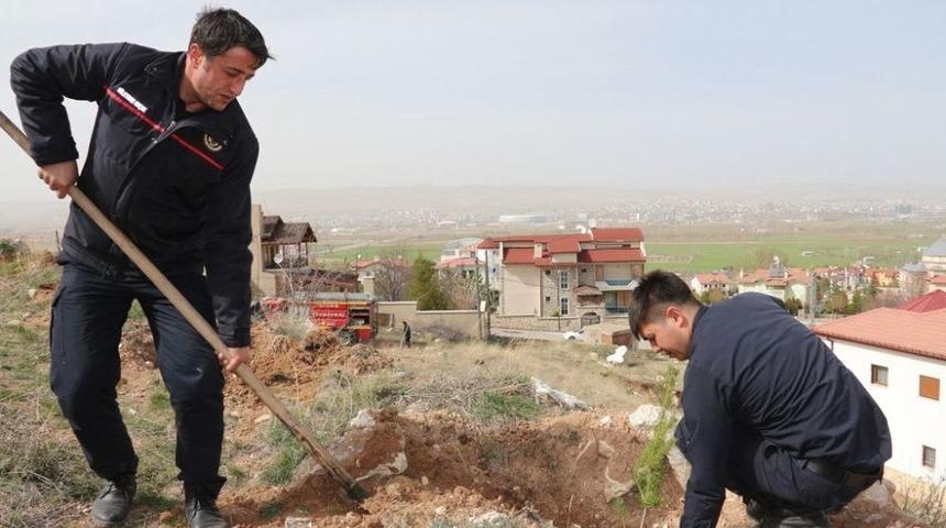 Afrin Zaferi İ&ccedil;in 58 Adet Fidan Diktiler