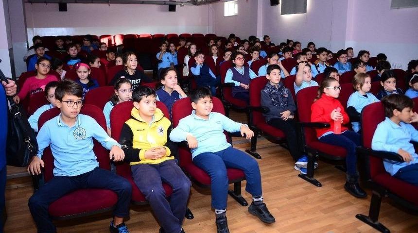 İlk Ve Ortaokullara &Ccedil;evre Ve Geri D&ouml;n&uuml;ş&uuml;m Eğitimi