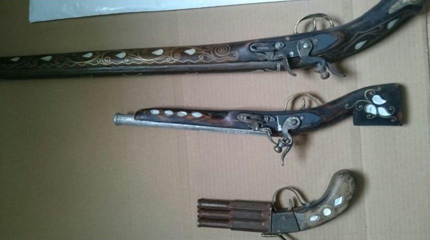 Nevşehir&rsquo;de 4 Adet Tabanca Ve 2 Adet T&uuml;fek Ele Ge&ccedil;irildi