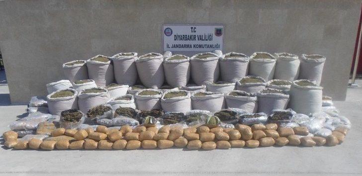 Diyarbakır Kırsalında Düzenlenen Operasyonda 1 Ton Esrar Ele Geçirildi G2