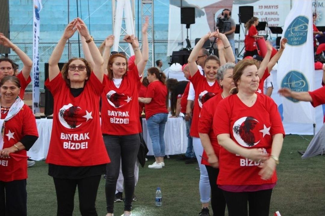 B&uuml;y&uuml;k&ccedil;ekmece&rsquo;de 19 Mayıs Etkinlikleri Dolu Dolu Kutlandı