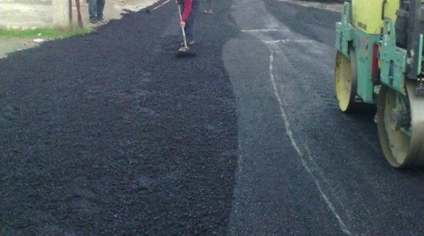 Akçakoca’da Asfalt Çalışmaları Devam Ediyor