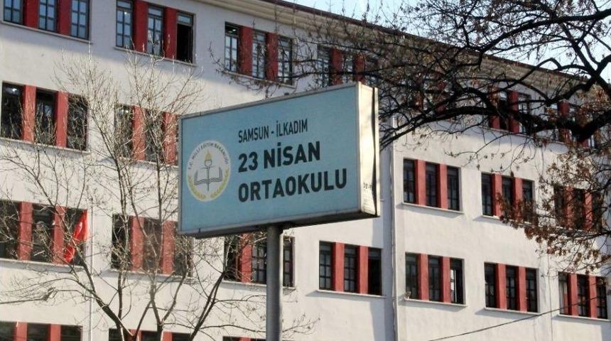Okulun 2. Katından Atlayan &Ccedil;ocuk Hastanelik Oldu