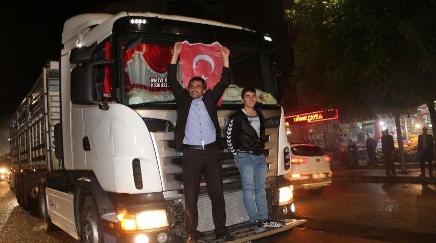 Oltu&rsquo;da Bb. Erzurumspor Sevinci