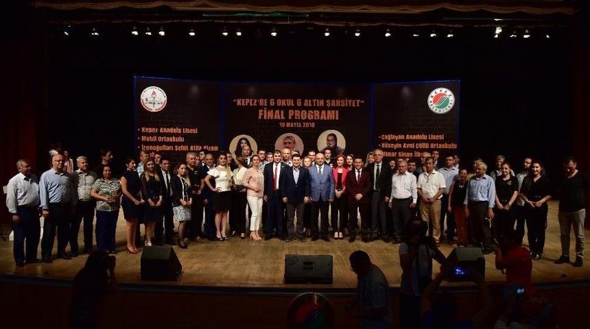 Kepezli &Ouml;ğrenciler Altın Şahsiyetleri Tanıdı