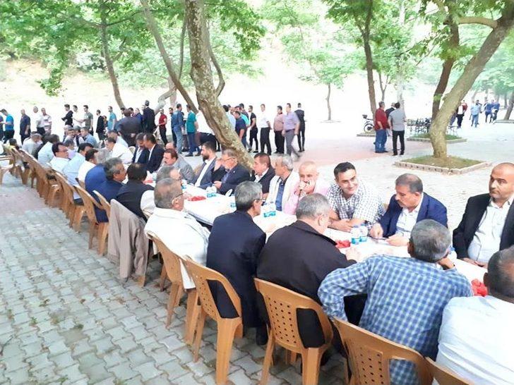 Yenice Şoförler Ve Esnaf Odası’ndan İftar G3