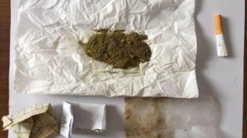 Jandarma Ekiplerinden Esrar Ve Eroin Operasyonu