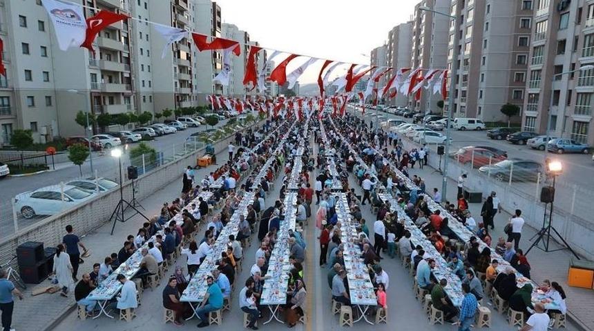 Yavuz Sultan Selim&rsquo;de Bin 500 Kişilik İftar