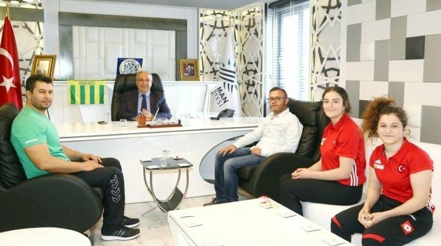 G&uuml;reş&ccedil;ilerden Başkan Kutlu&rsquo;ya Ziyaret