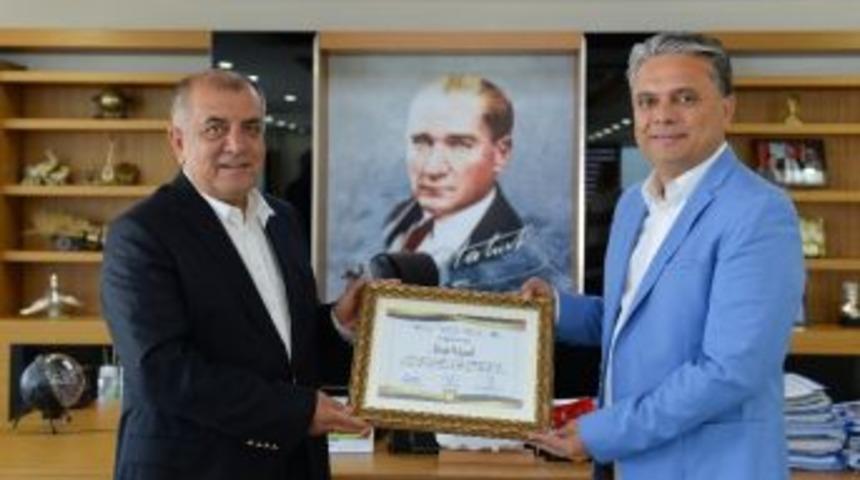 Rotary Kul&uuml;pleri&rsquo;nden Uysal&rsquo;a Teşekk&uuml;r