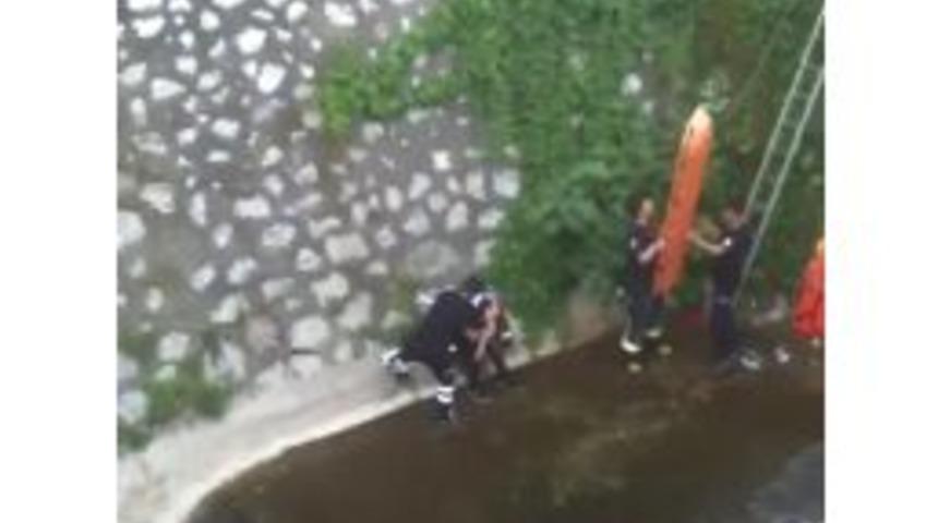 Bursa&rsquo;da Madde Bağımlısı Gen&ccedil; Dereye D&uuml;şt&uuml;