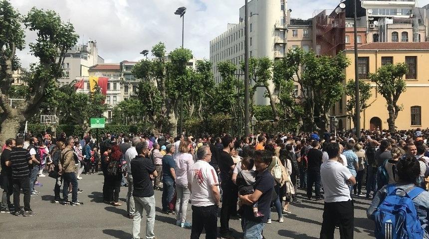 (&ouml;zel) Galatasaray İlkokulu&rsquo;na 50 &Ouml;ğrenci İ&ccedil;in 6 Bin Başvuru