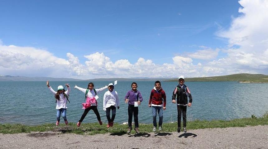 Kars&rsquo;ta Lider &Ccedil;ocuk Tarım Kampı Sona Erdi