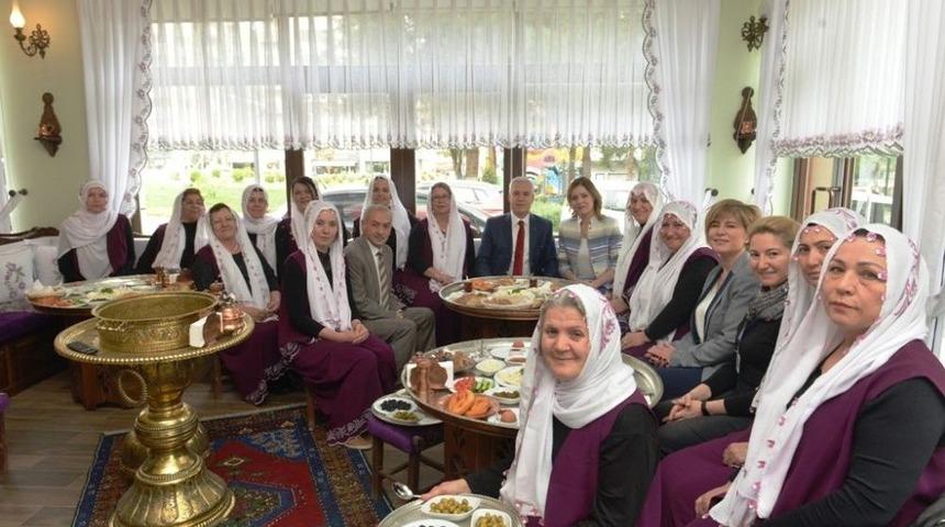 Bozbey Üreten Kadın Dernekleriyle Buluştu