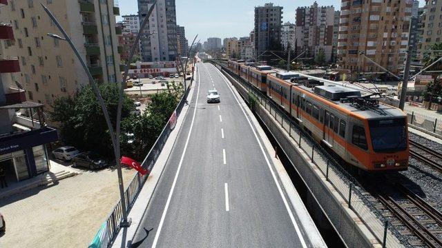 Alparslan Türkeş’in Birinci Etabına Klasik Otomobilli Açılış