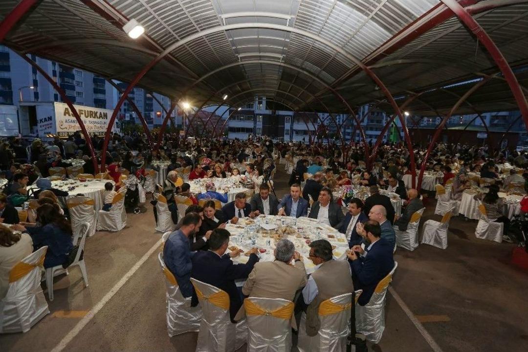 Yenimahalle&rsquo;de Mahalle İftarları Başladı