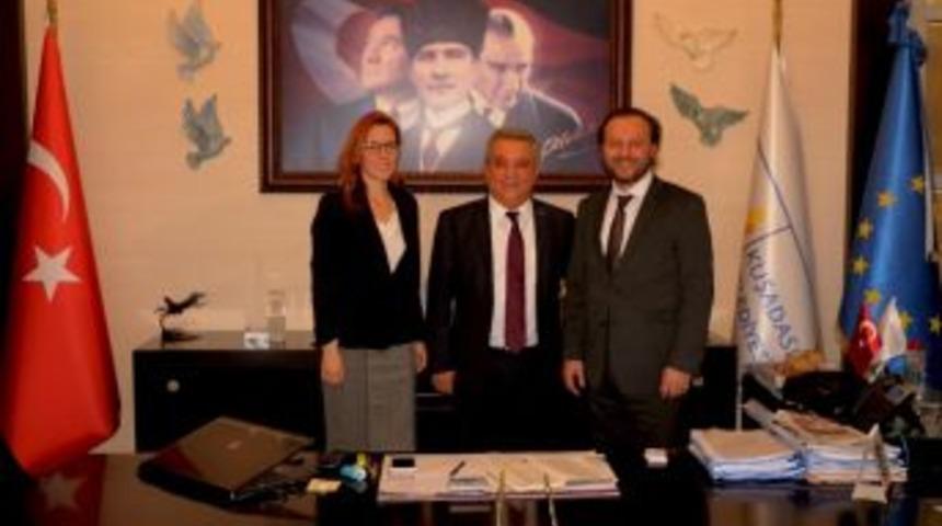 Ad&uuml; Diş Hekimliği Fak&uuml;ltesi Dekanı, Başkan Kayalı&rsquo;yı Ziyaret Etti