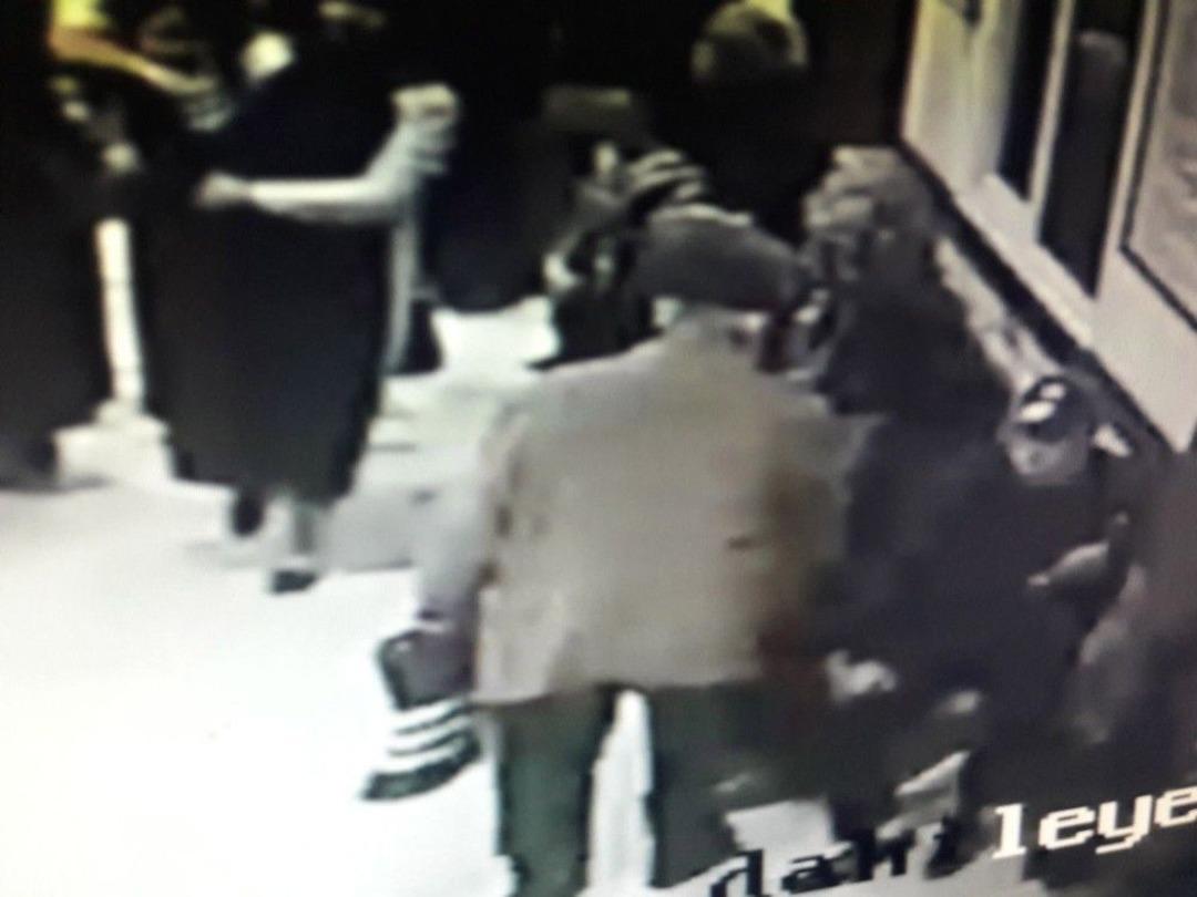 Hastanede 17 Bin Tl&rsquo;lik Vurgun Yapan Maskeli Yankesici Su&ccedil;&uuml;st&uuml; Yakalandı