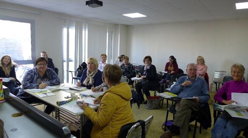 Kuşadası&rsquo;nda Yaşayan Yabancılara T&uuml;rk&ccedil;e Kursu