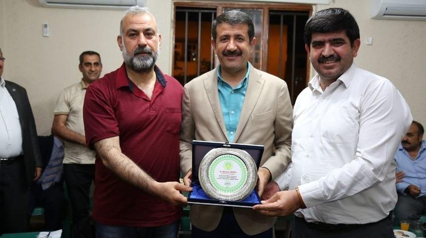 İftarda Buluştuğu Vatandaşlara Hizmetleri Anlattı