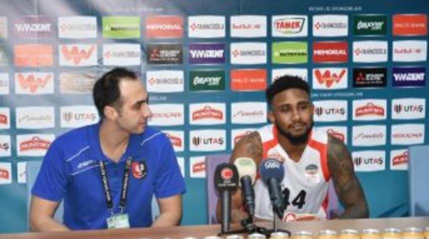 Muratbey Uşak’ta Yol Ayrımı