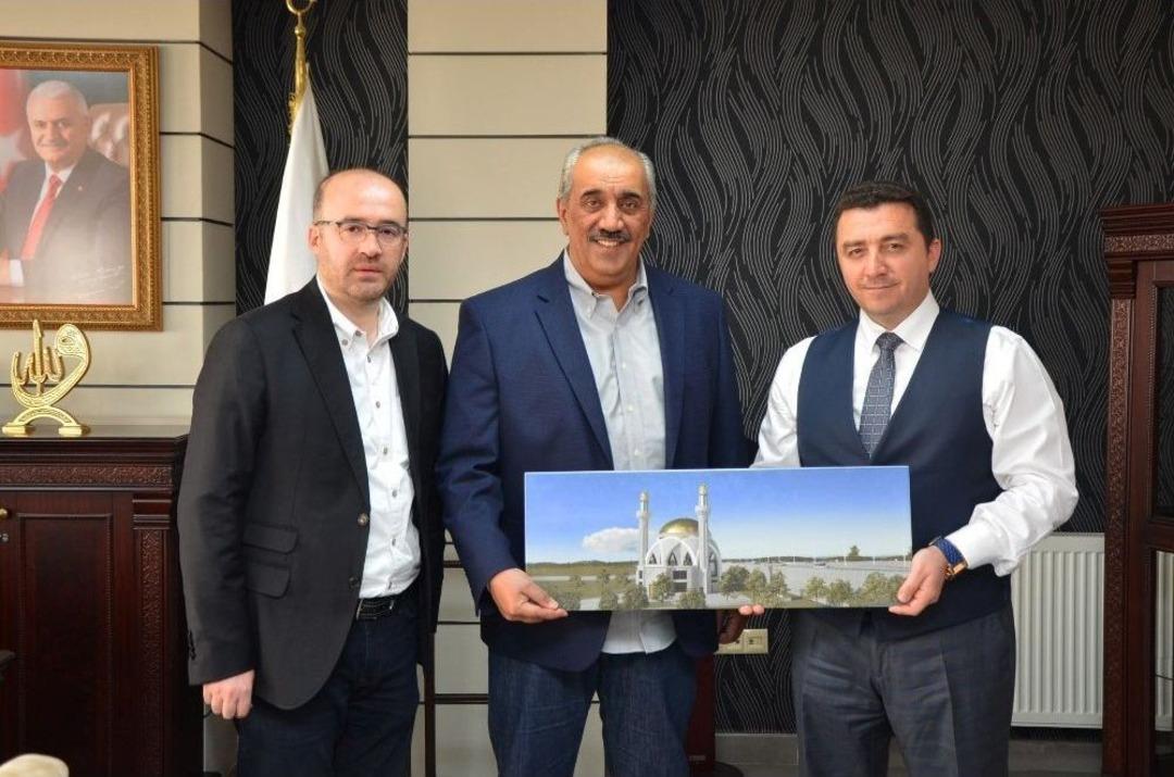 Suudi Arabistanlı Hayırsever İş Adamından Boz&uuml;y&uuml;k&rsquo;e Cami