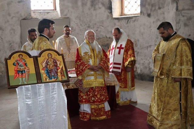 Fener Rum Patriği Bartholomeos Kapadokya’da Pazar Ayinini Yönetti