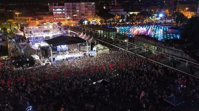 Aydınlılar 19 Mayıs’ı Coşkuyla Kutladı