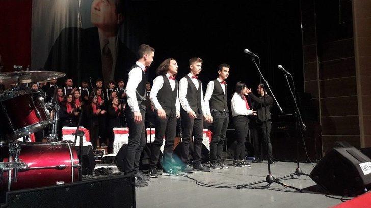 Ögrencilerin ’müzik Dinletisi’ 19 Mayıs Gecesine Damgasını Vurdu G1