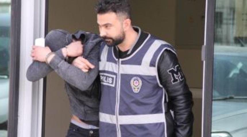 Balkondan Tırmanıp Hırsızlık Yapan Genç Yakalandı