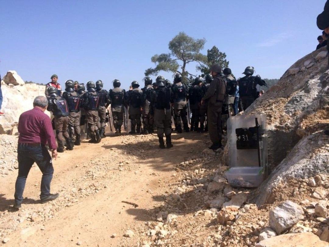 S&uuml;t&ccedil;&uuml;ler&rsquo;deki Mermer Ocakları Arasında Yol Anlaşmazlığı