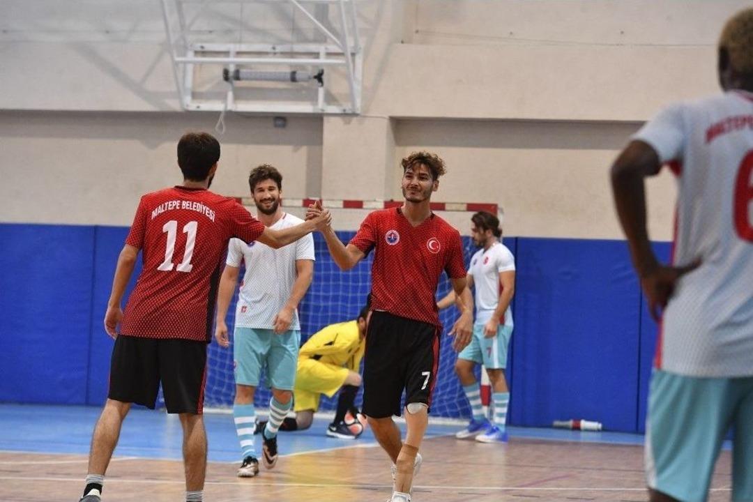 Engellere Birlikte &Ccedil;alım Attılar