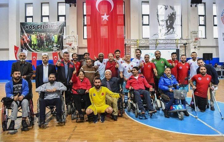 Engellere Birlikte Çalım Attılar G2