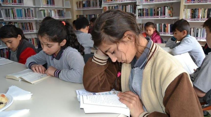 Ala&ccedil;am&rsquo;da 54. K&uuml;t&uuml;phane Haftası Etkinliği