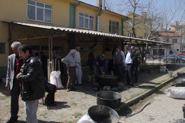 1970 Gediz Depreminde Hayatını Kaybedenler Anıldı